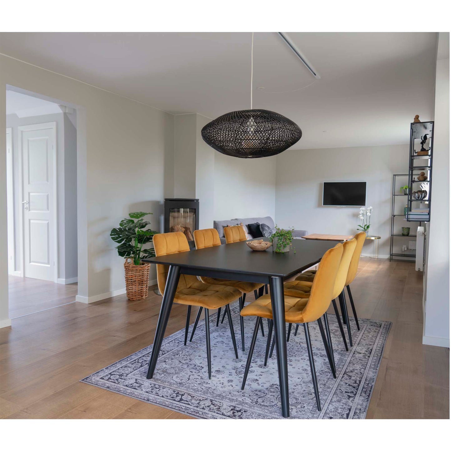 Middelfart Spisebordsstol - Spisebordsstol, Velour, Sennepsgul, Sorte Ben, Hn1004 ⎮ Sæt af 2 stk. ⎮ 5713917002894 ⎮ 1001193