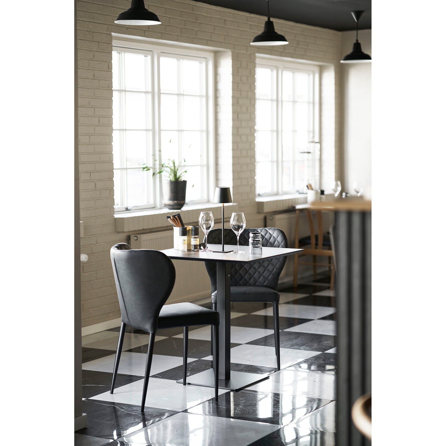 Pisa Spisebordsstol - Spisebordsstol, Pu Læder, Sort, Sorte Ben Hn1223 ⎮ Sæt af 2 stk. ⎮ 5713917018499 ⎮ 1001292