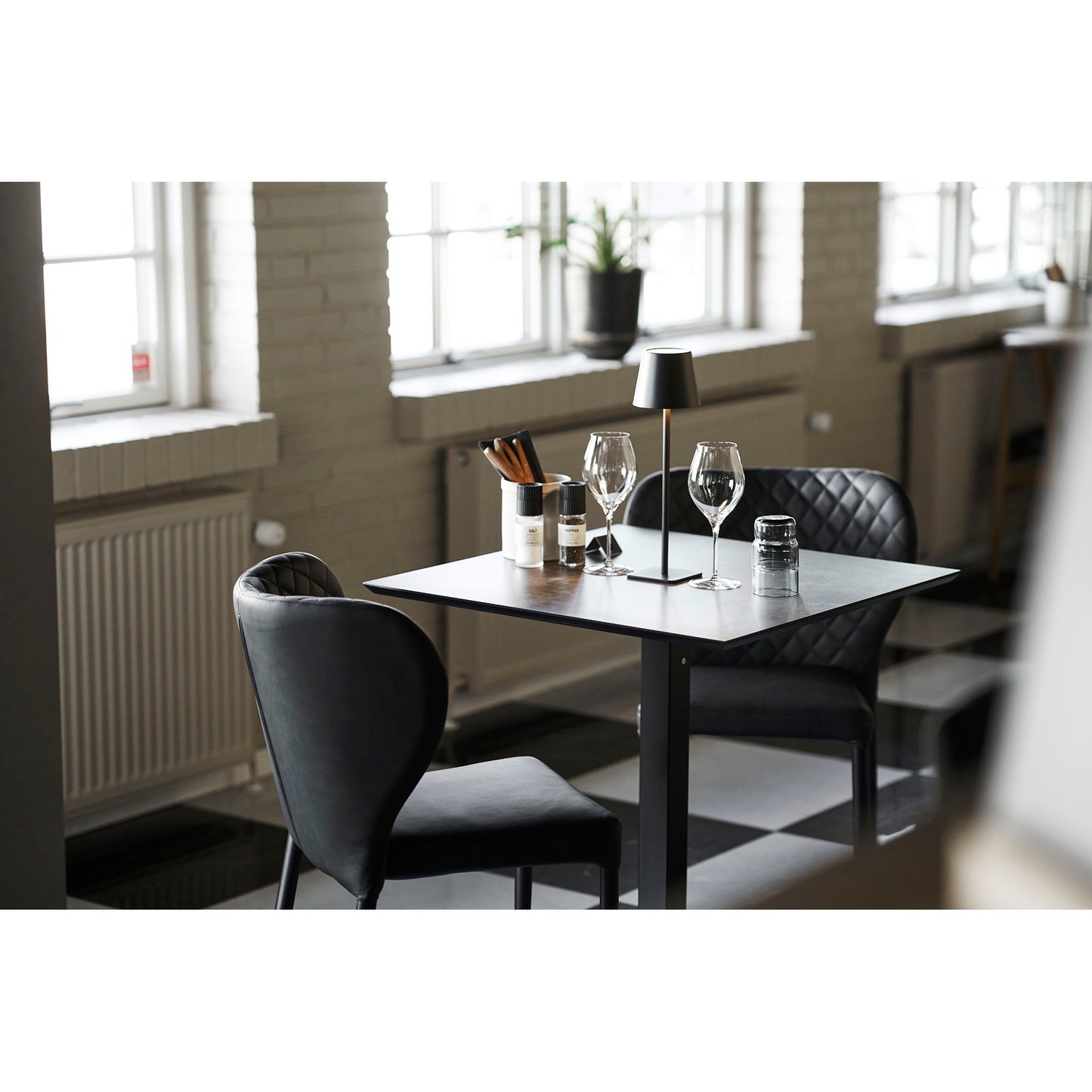 Pisa Spisebordsstol - Spisebordsstol, Pu Læder, Sort, Sorte Ben Hn1223 ⎮ Sæt af 2 stk. ⎮ 5713917018499 ⎮ 1001292