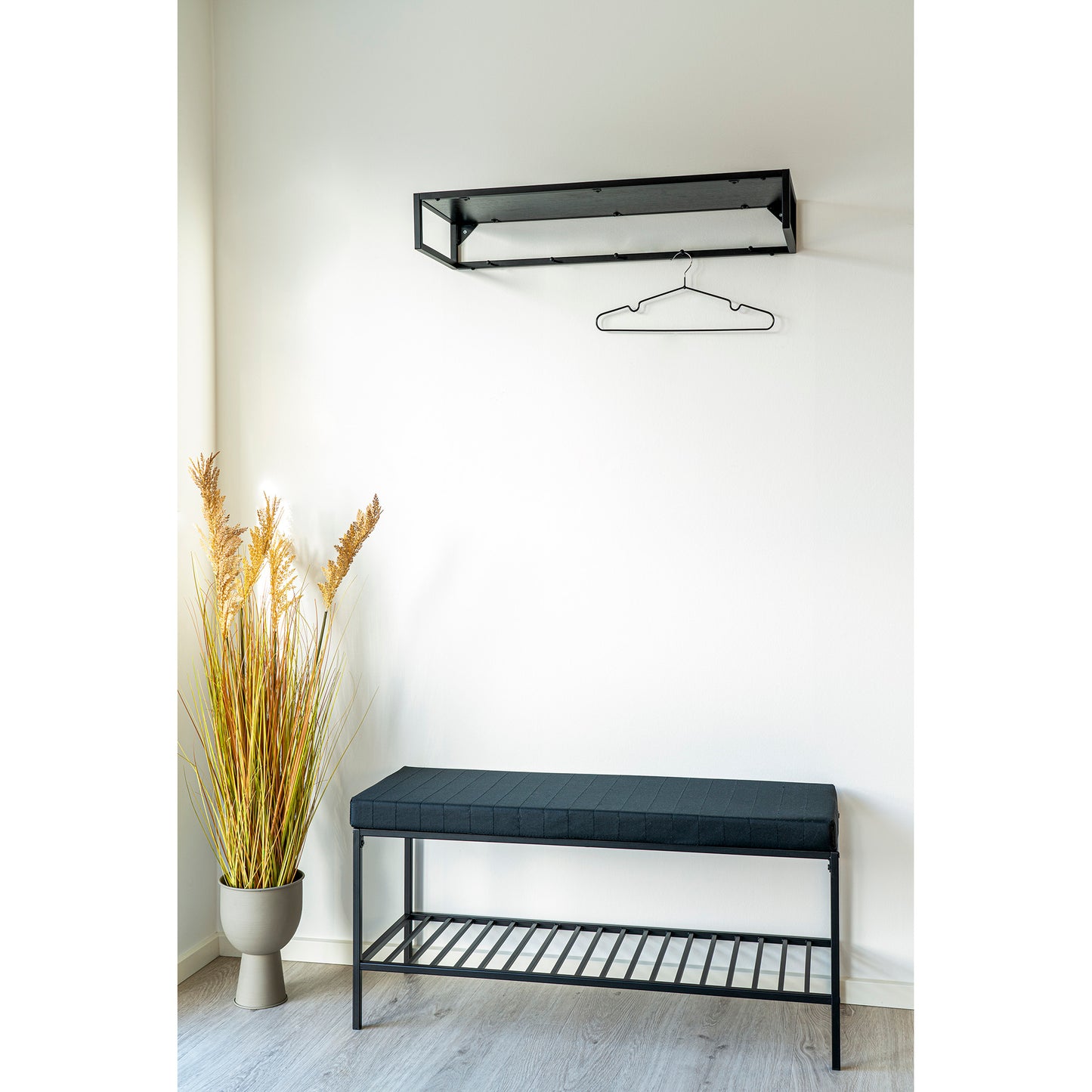 Vita Bænk - Bænk Med Hylde Og Hynde, Sort Med Sorte Ben, 100X36X48,5 Cm ⎮ 5713917008919 ⎮ 1401250