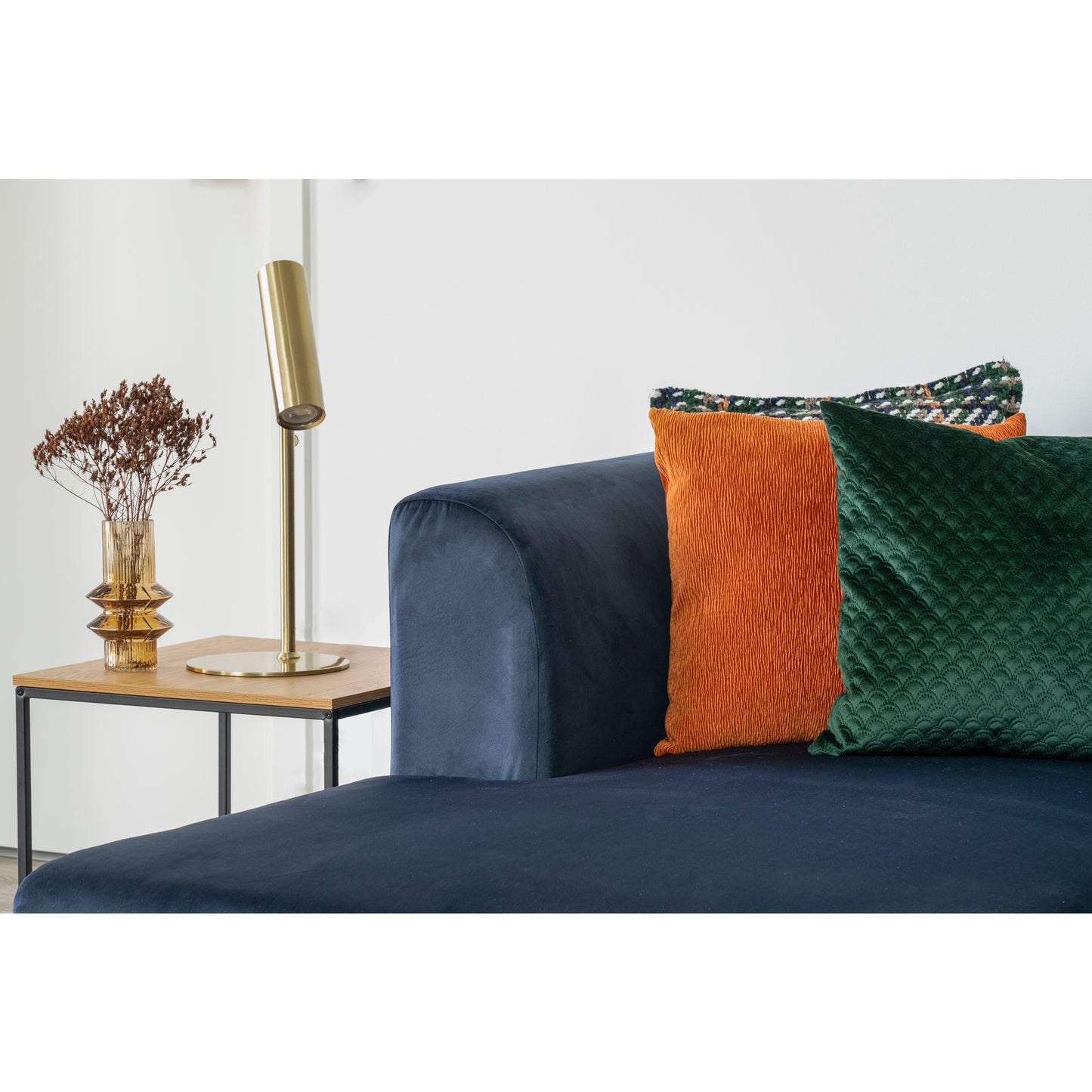 Vita Hjørnebord - Hjørnebord, Egetræslook, Sort Stel 45X45X45 Cm ⎮ 5713917008834 ⎮ 2101405