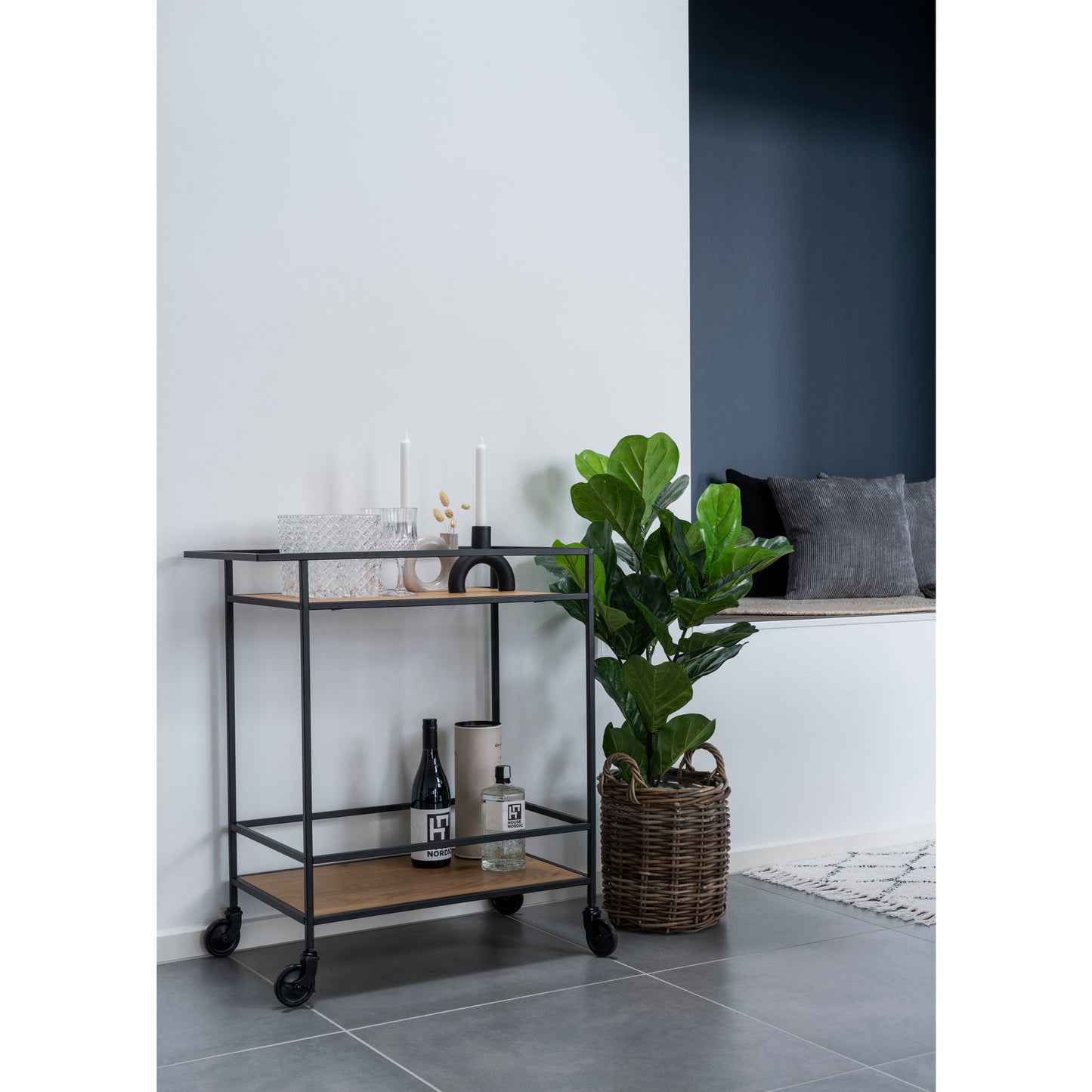 Vita Barvogn - Barvogn Med 2 Hylder, Egetræslook, Sort Stel 68X40X79 Cm ⎮ 5713917008896 ⎮ 2101535