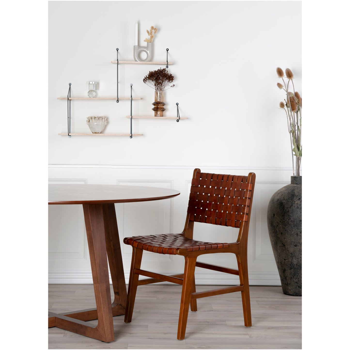Hellerup Spisebord - Spisebord, Valnød Finer Ø137X76 Cm ⎮ 5713917008667 ⎮ 2201012