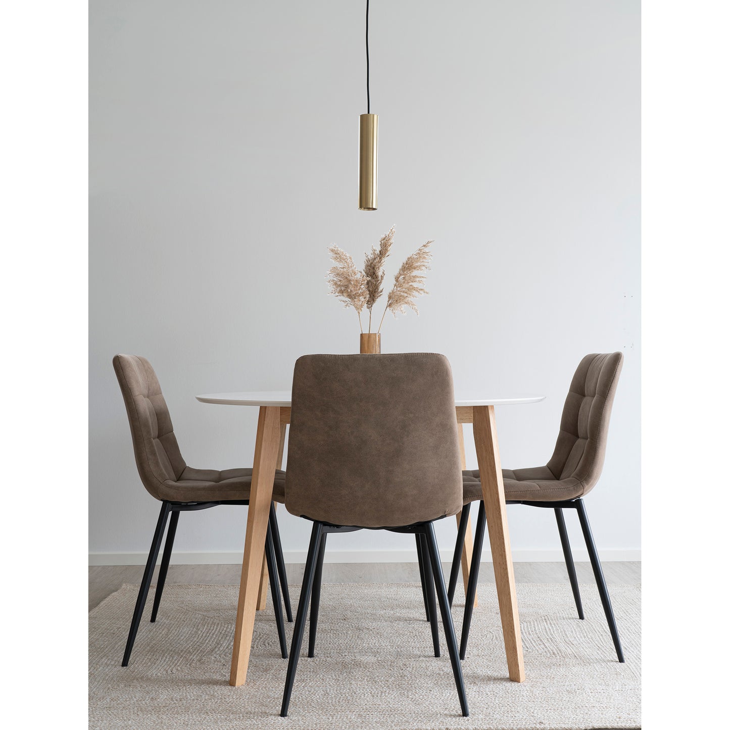 Vojens Spisebord - Spisebord, Hvid Og Natur Ø105X75 Cm ⎮ 5713917009633 ⎮ 2201031
