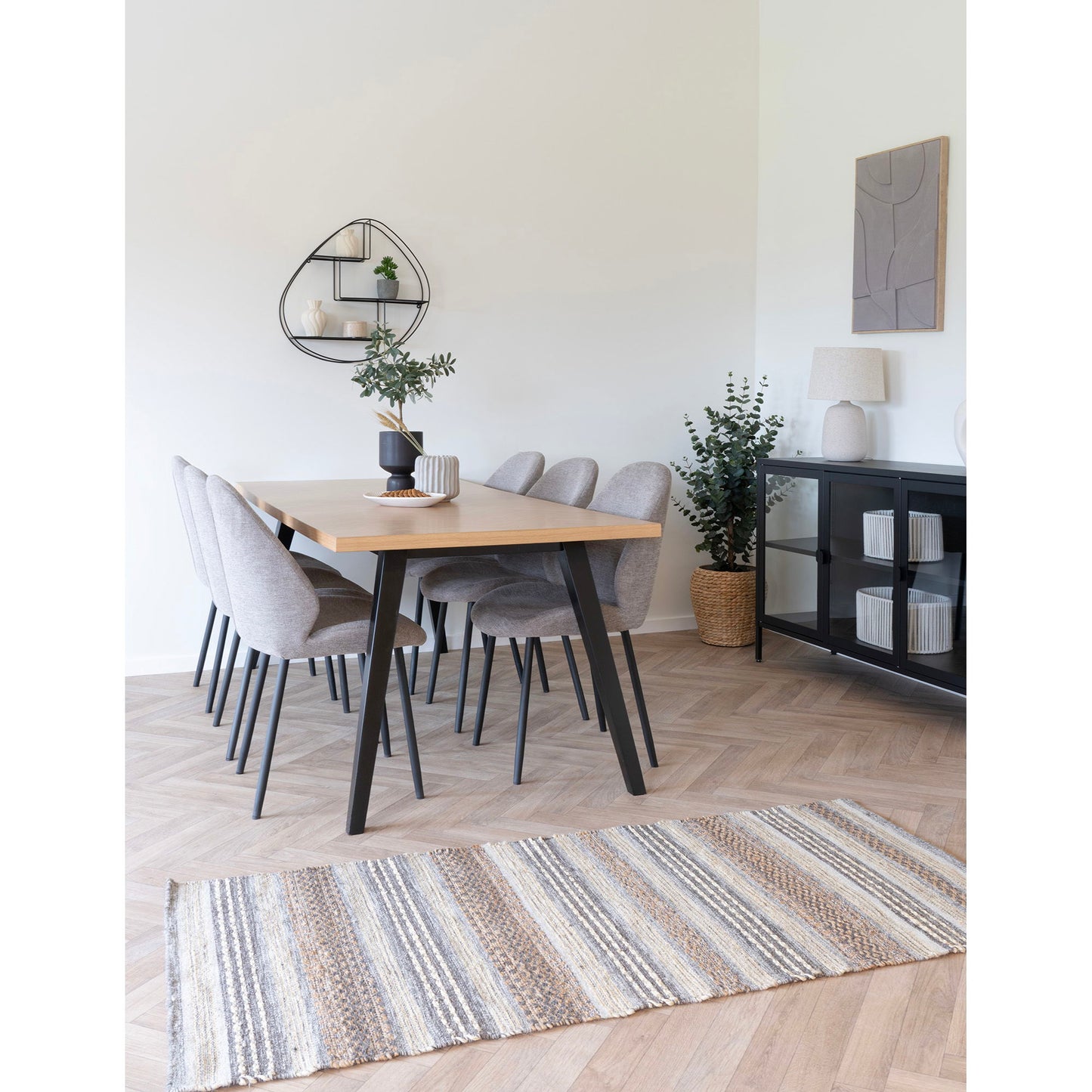 Amora Spisebord - Spisebord, Egefiner Med Sildebensmønster, Forberedt Til Tillægsplader 90X200X76 Cm ⎮ 5713917032129 ⎮ 2203050