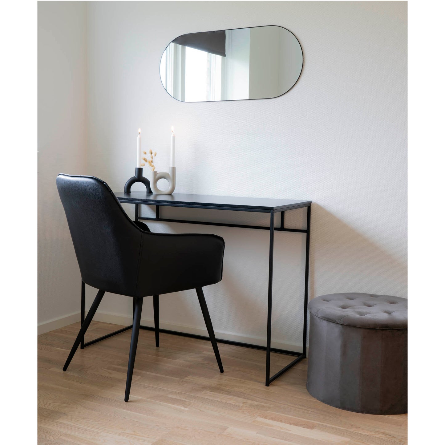 Vita Skrivebord - Skrivebord, Sort Med Sort Stel 100X45X75 Cm ⎮ 5713917005604 ⎮ 2402050