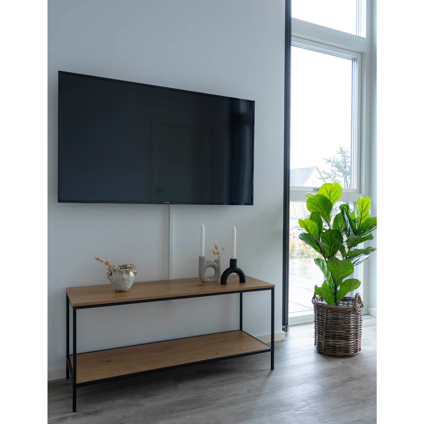 Vita Tv-Bænk - Tv-Bænk, 2 Hylder, Egetræslook, Sort Stel 100X36X45 Cm ⎮ 5713917008865 ⎮ 2501035