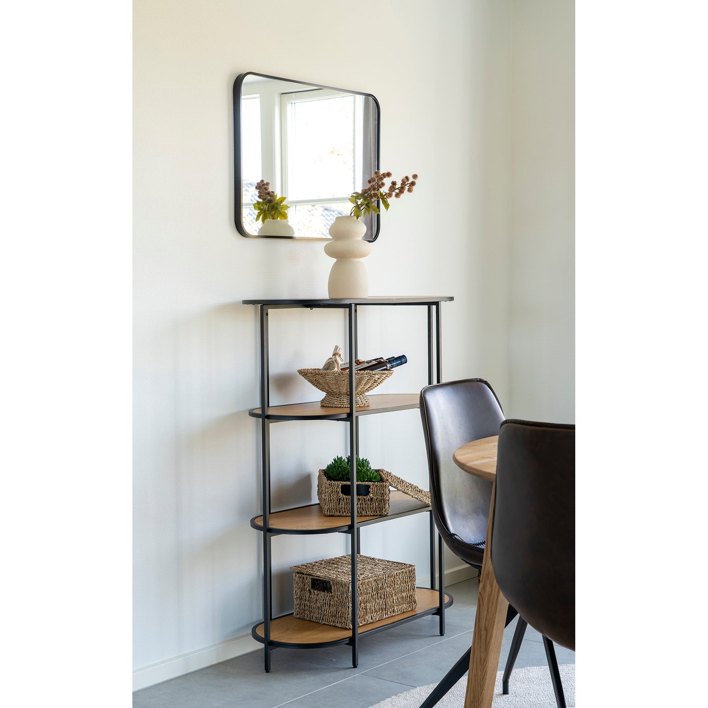 Vita Reol - Oval Reol, 4 Hylder, Egetræslook, Sort Stel 85X36X111 Cm ⎮ 5713917018864 ⎮ 3001155
