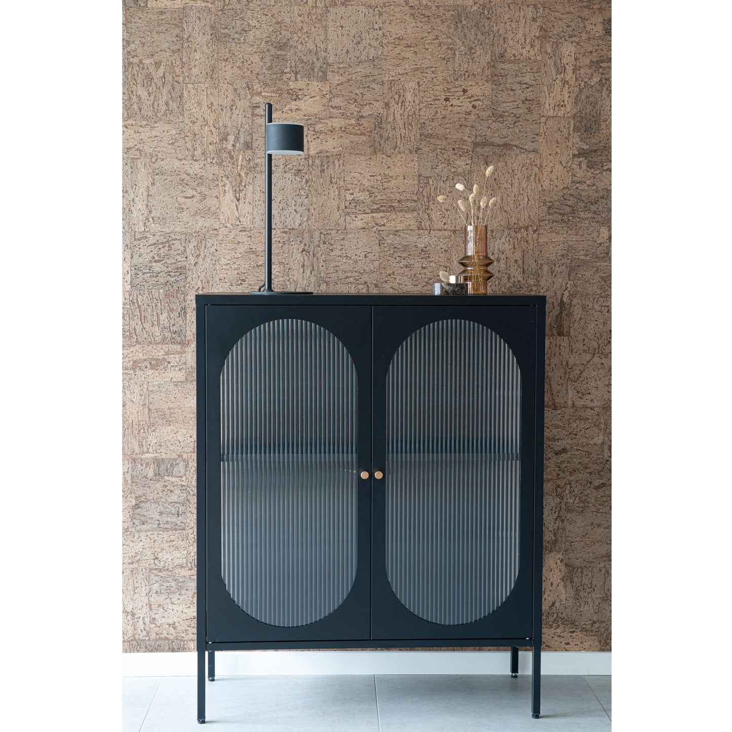 Adelaide Vitrineskab - Vitrineskab, 2 Riflede Glasdøre, Stål, Sort 90X35X110 Cm ⎮ 5713917018567 ⎮ 3001205