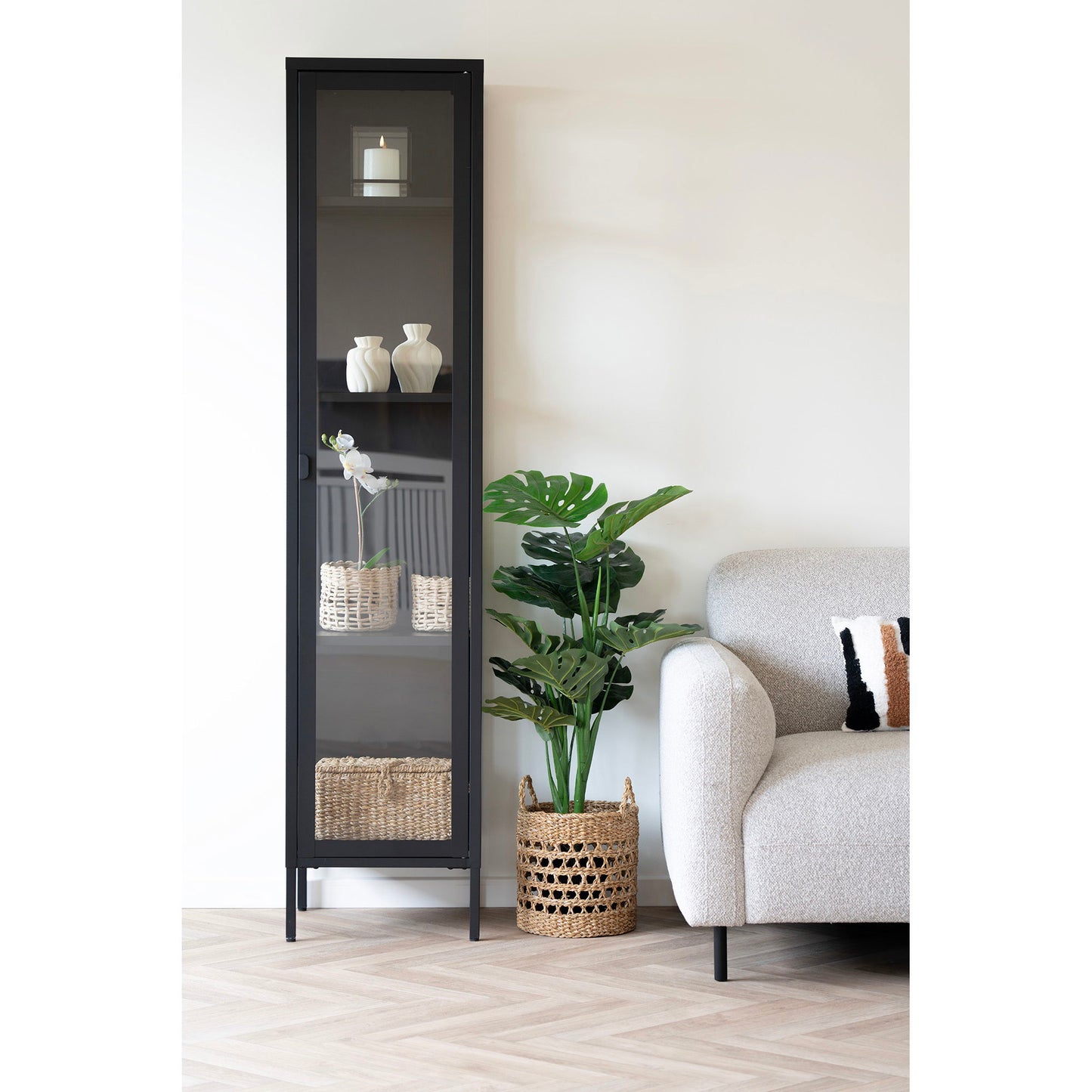 Brisbane Smalt Vitrineskab - Smalt Vitrineskab, 1 Glaslåge, Stål, Sort 40X35X180 Cm ⎮ 5713917031559 ⎮ 3003000