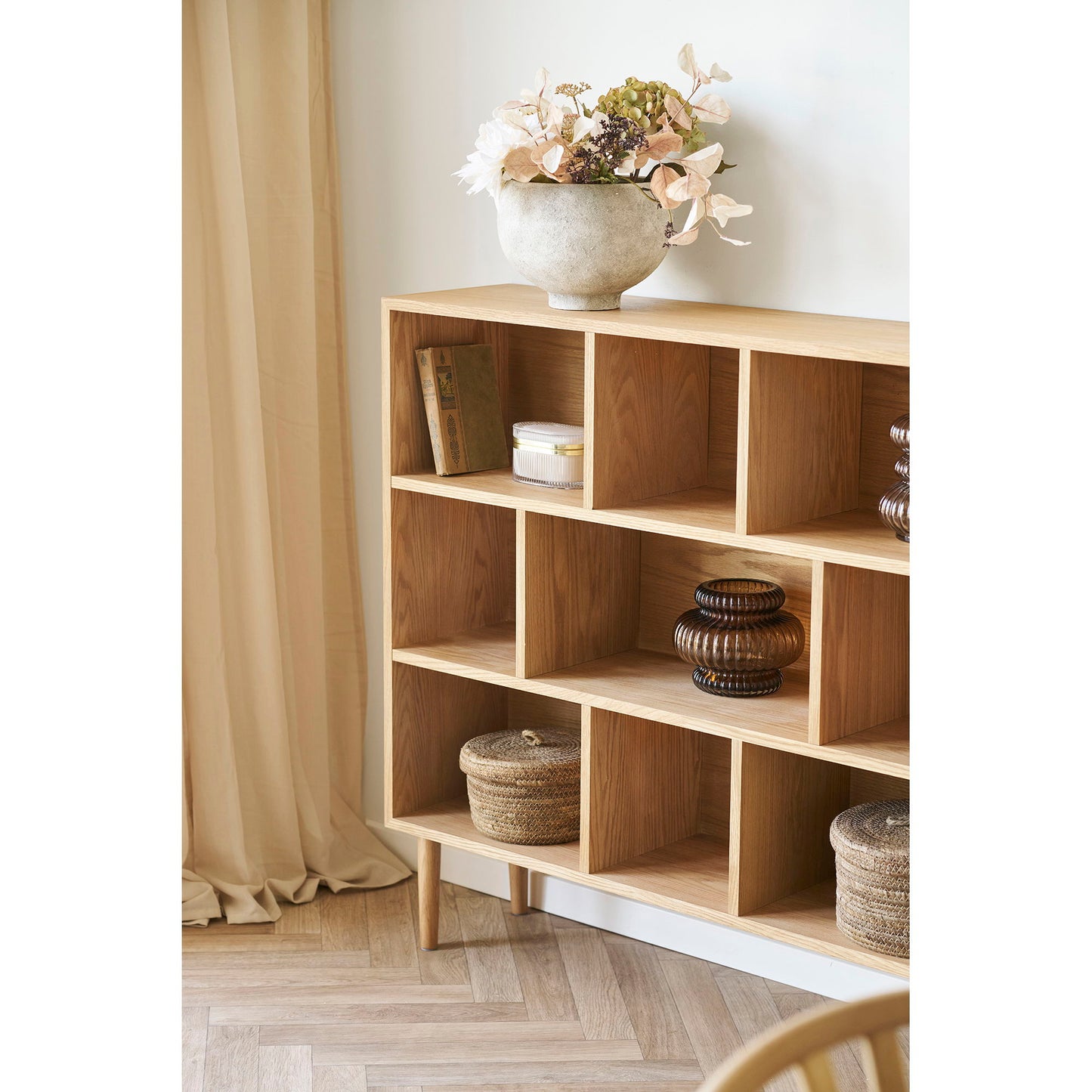 Oshawa Bog Reol - Bog Reol, Eg/Egefiner, Natur 30X112X104,5 Cm ⎮ 5713917038053 ⎮ 3251000