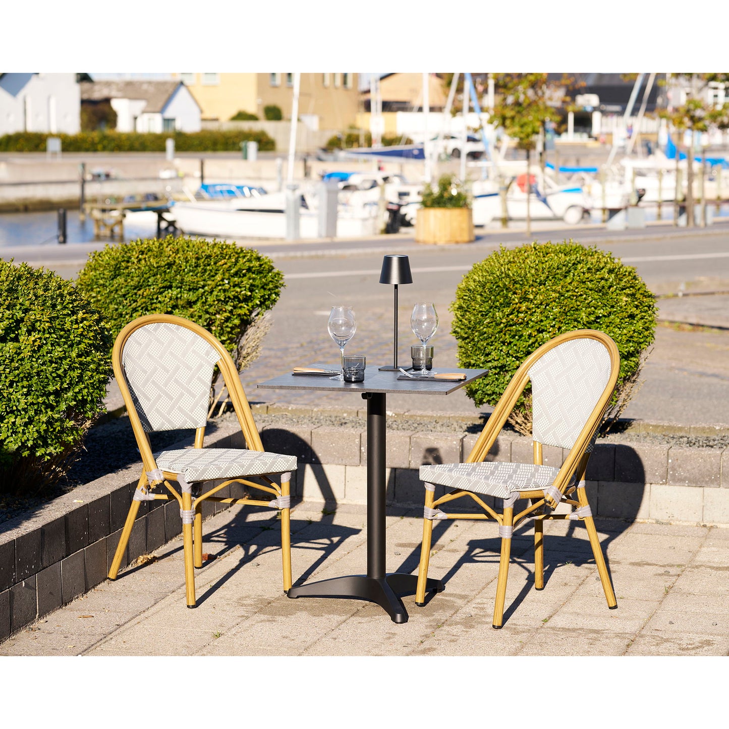 Lauria Spisebordsstol - Spisebordsstol, Aluminium/Textilene, Hvid, Grå, Bambuslook Ben ⎮ 5713917039555 ⎮ 7001186