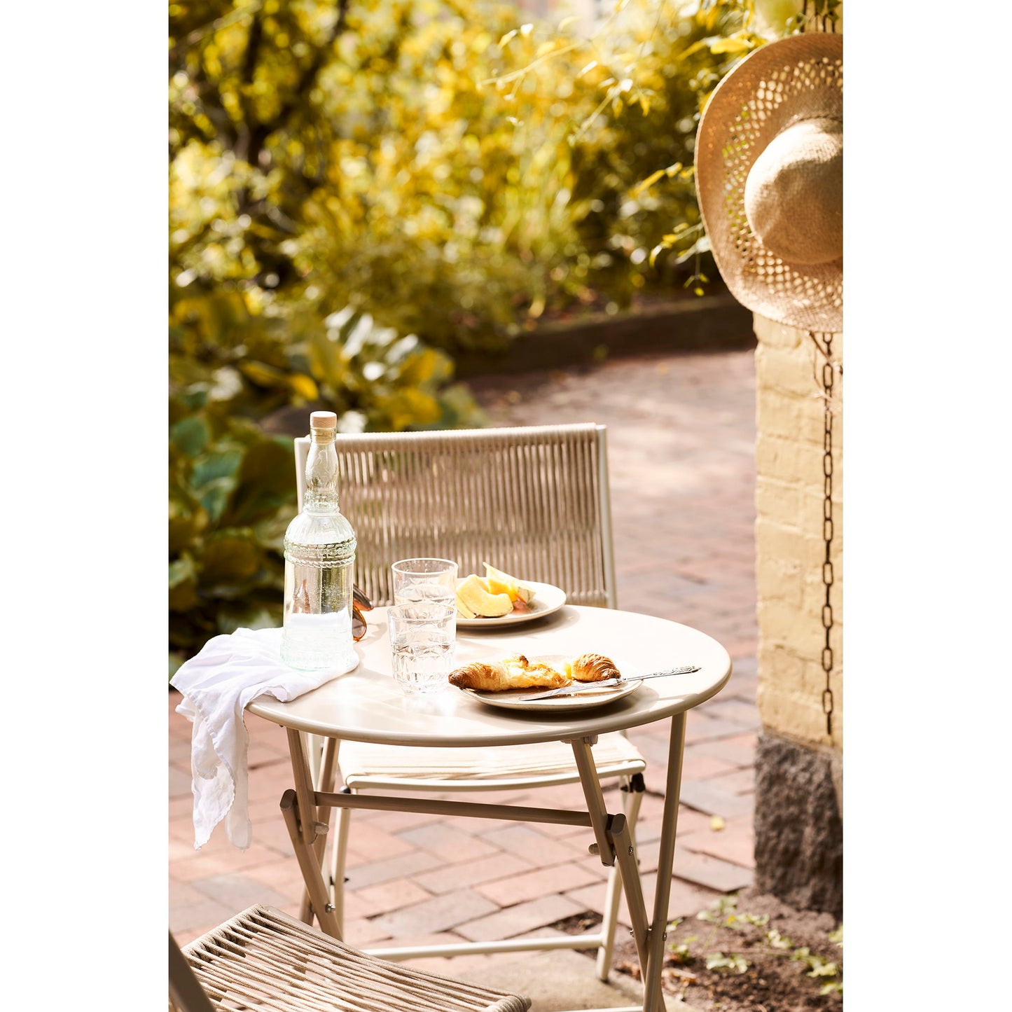 Arcas Cafésæt - Cafésæt, 2 Stole Og 1 Bord, Polyester/Stål, Taupe ⎮ 5713917042135 ⎮ 7150001