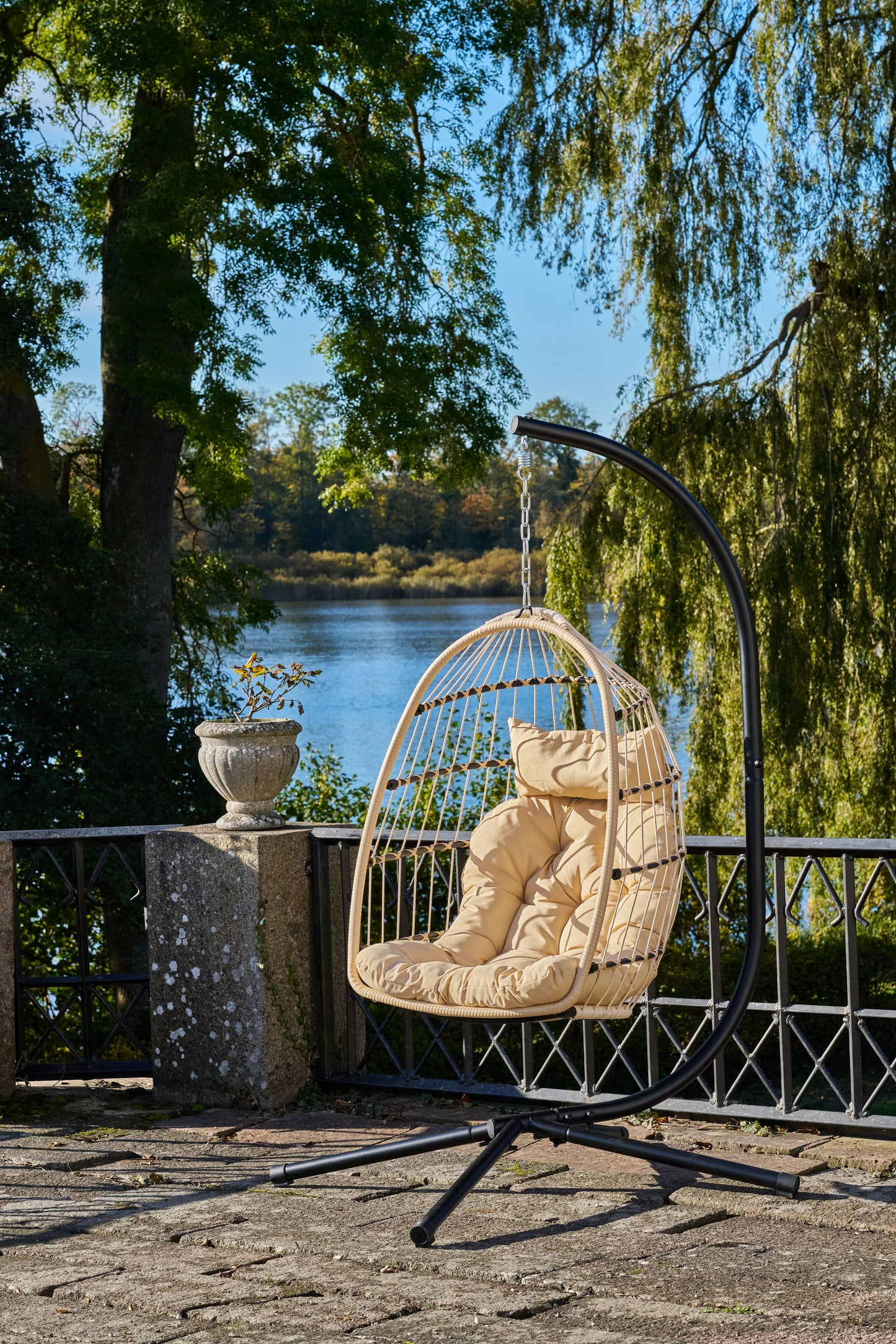 Patras Hængestol - Hængestol, Stål Stativ, Foldbar Sæde, Incl.Hynder, Natur/Sort 195X117X107 Cm ⎮ 5713917034413 ⎮ 7801151