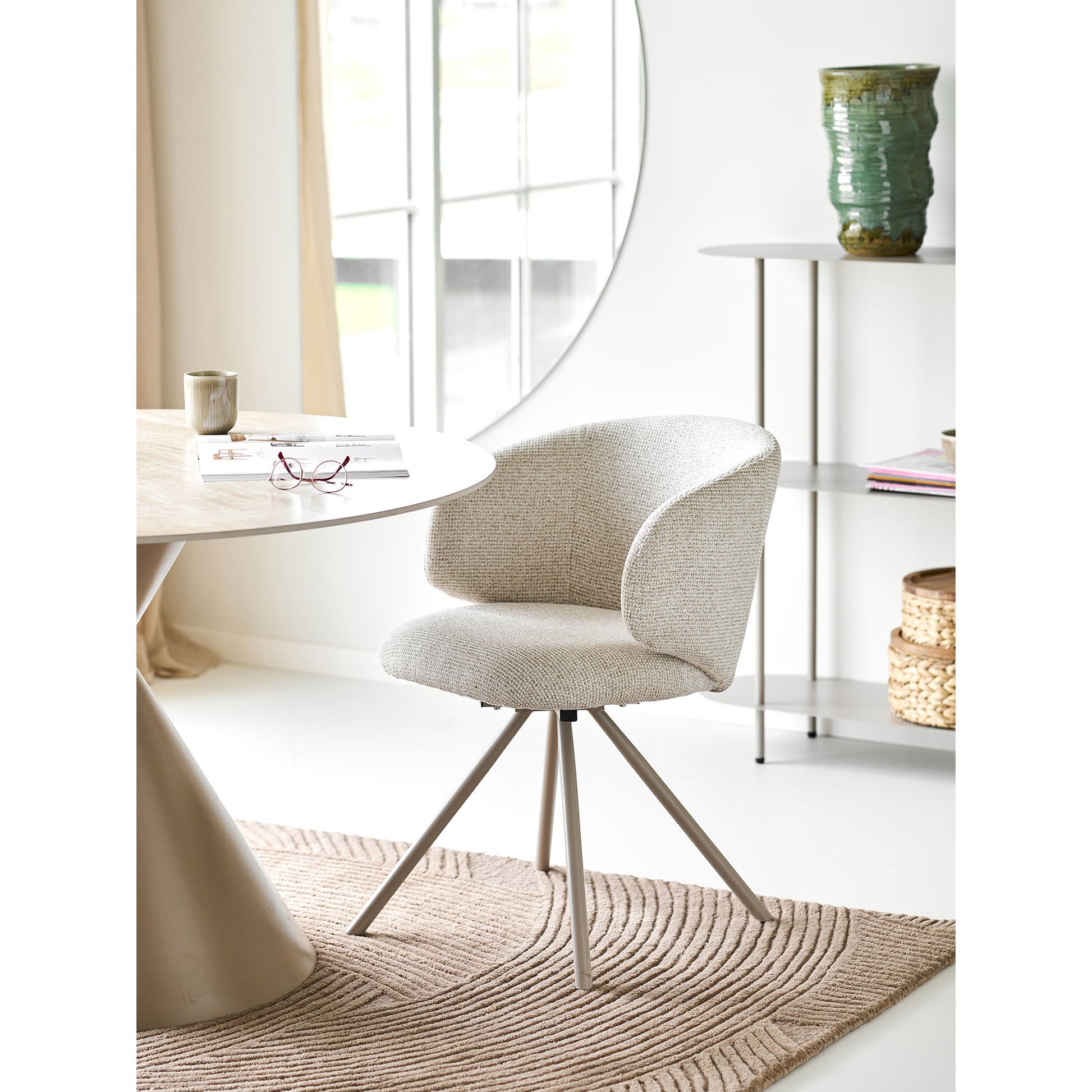 Fulham Spisebordsstol - Spisebordsstol Med Drejefod, Sand, Sandfarvede Ben, Hn1320 ⎮ Sæt af 2 stk. ⎮ 5713917041985 ⎮ 1001440 