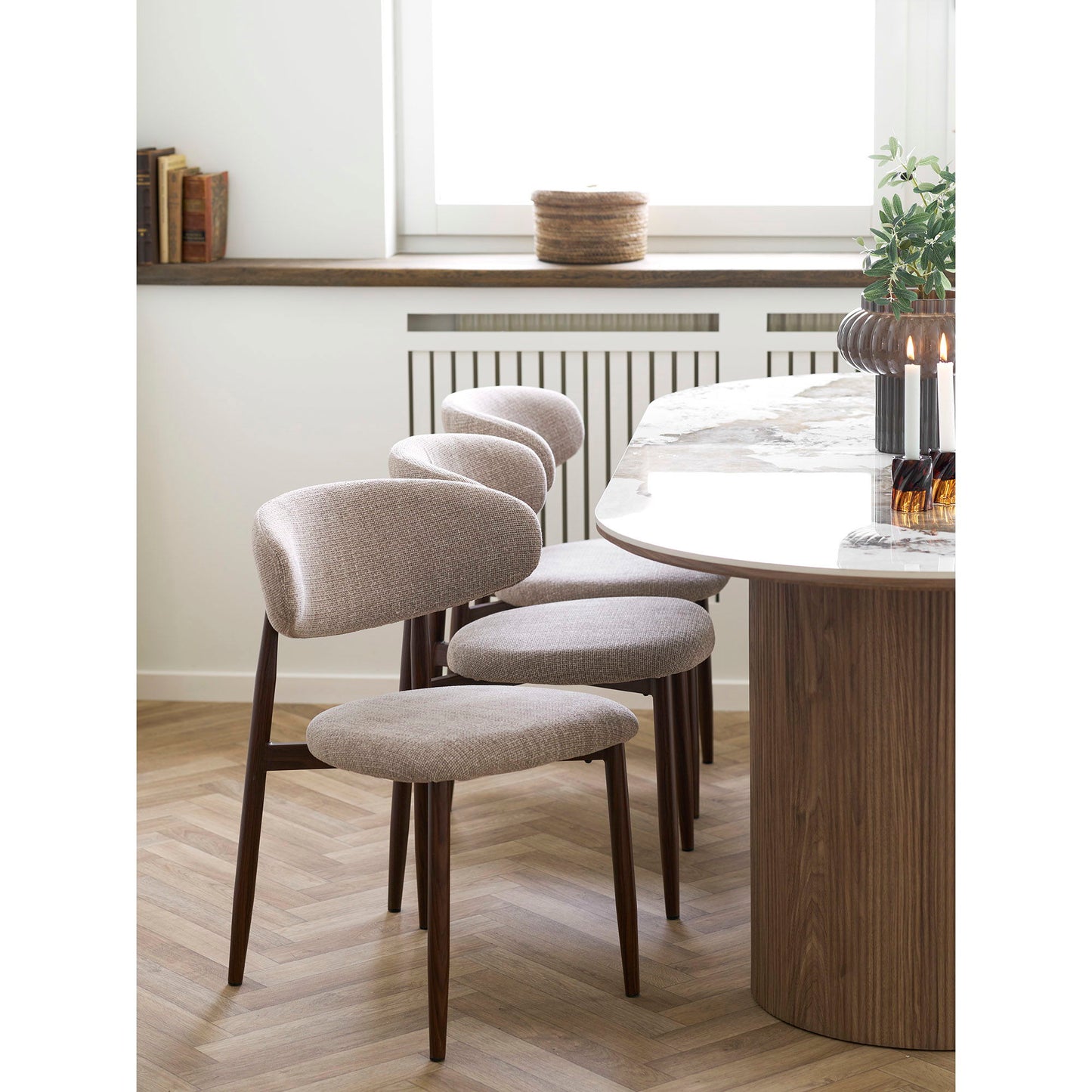 Levanto Spisebordsstol - Spisebordsstol, Sand, Trælook Ben, Valnød Hn1302 ⎮ Sæt af 2 stk. ⎮ 5713917038251 ⎮ 1001476 