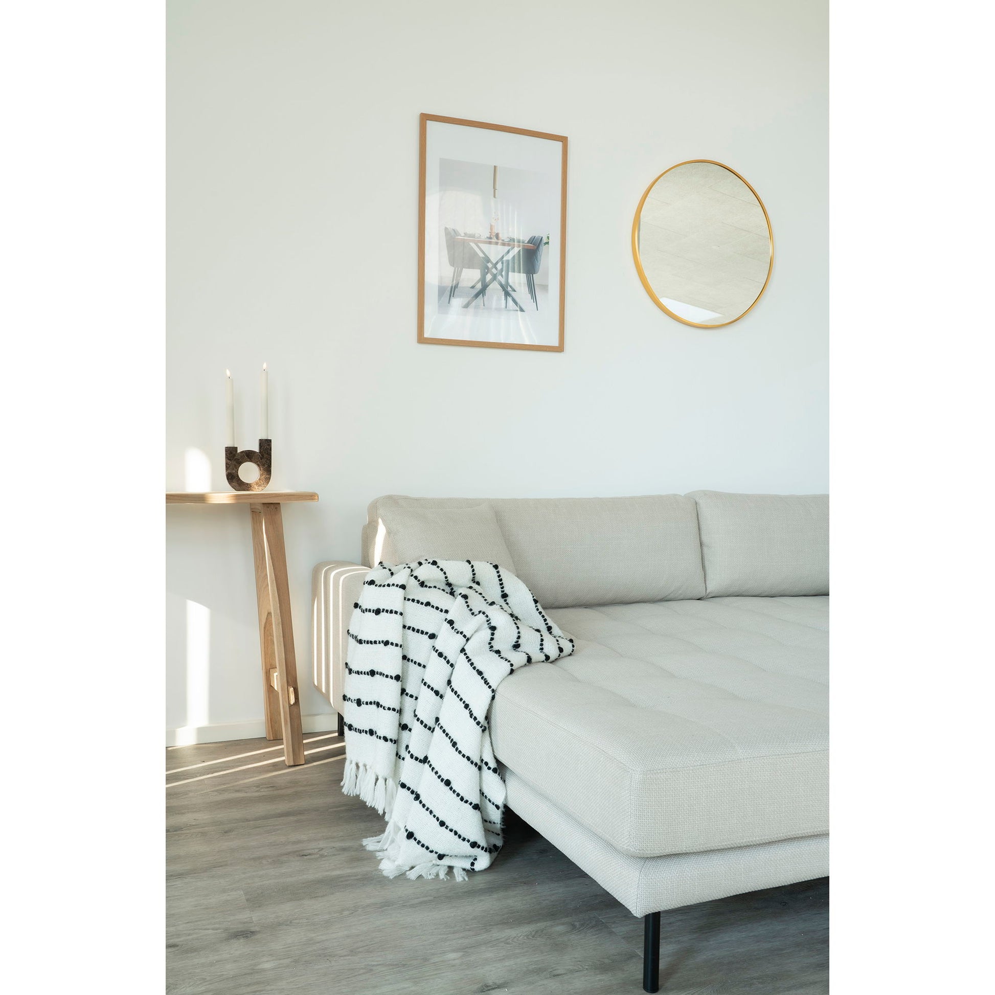 Lido Lounge Sofa - Lounge Sofa, Venstrevendt I Beige Med Fire Puder Og Sorte Stål Ben, Hn1025 ⎮ 5713917018819 ⎮ 1301495 