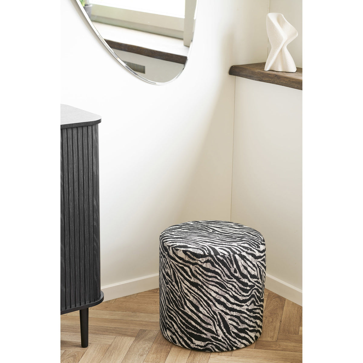 Kimberley Puf - Puf, Jacquard, Sort/Hvid Ø40X40 Cm, Hn1096 ⎮ 5713917046379 ⎮ 1501093 