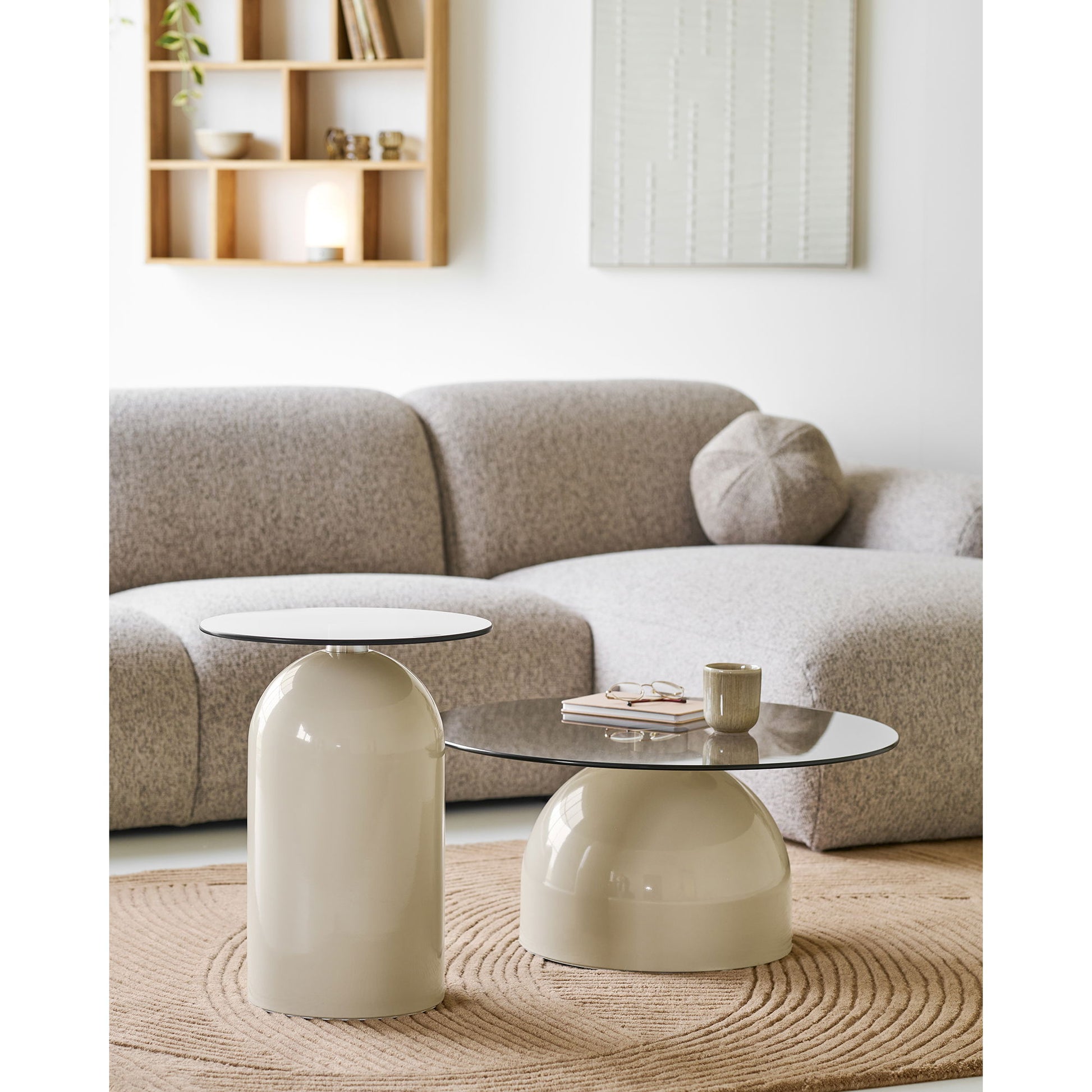 Ravello Hjørnebord - Hjørnebord, Hærdet Glas/Metal, Grå/Beige  Ø40X52 Cm ⎮ 5713917042678 ⎮ 2151510 