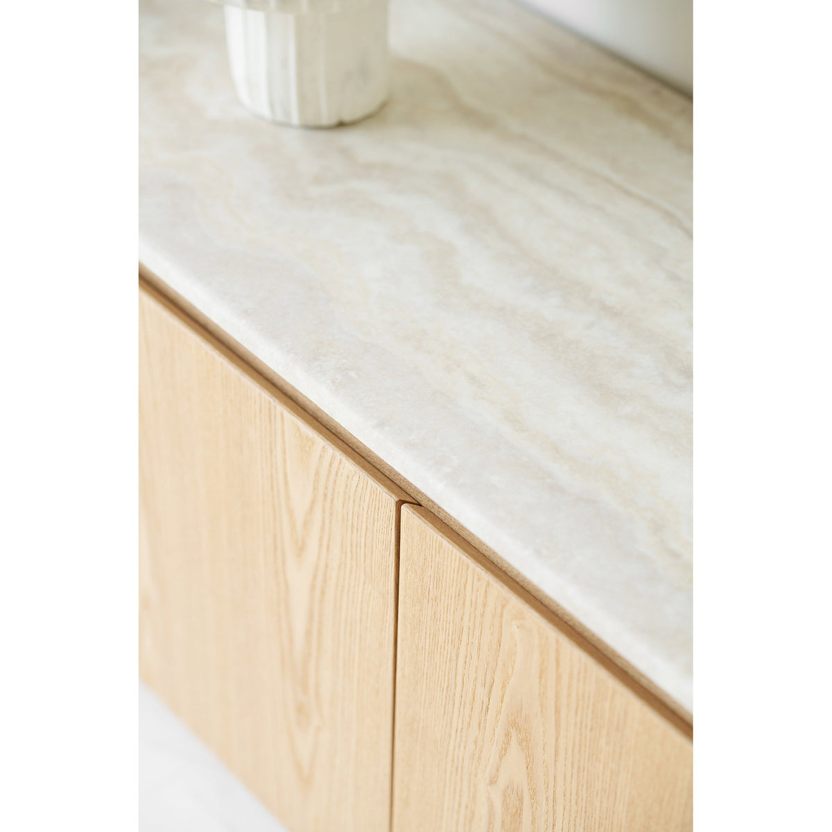 Larvik Tv-Bænk - Tv-Bænk, Granit/Ask Finer, Natur/Off White 160X40X45 Cm ⎮ 5713917046973 ⎮ 3201030 
