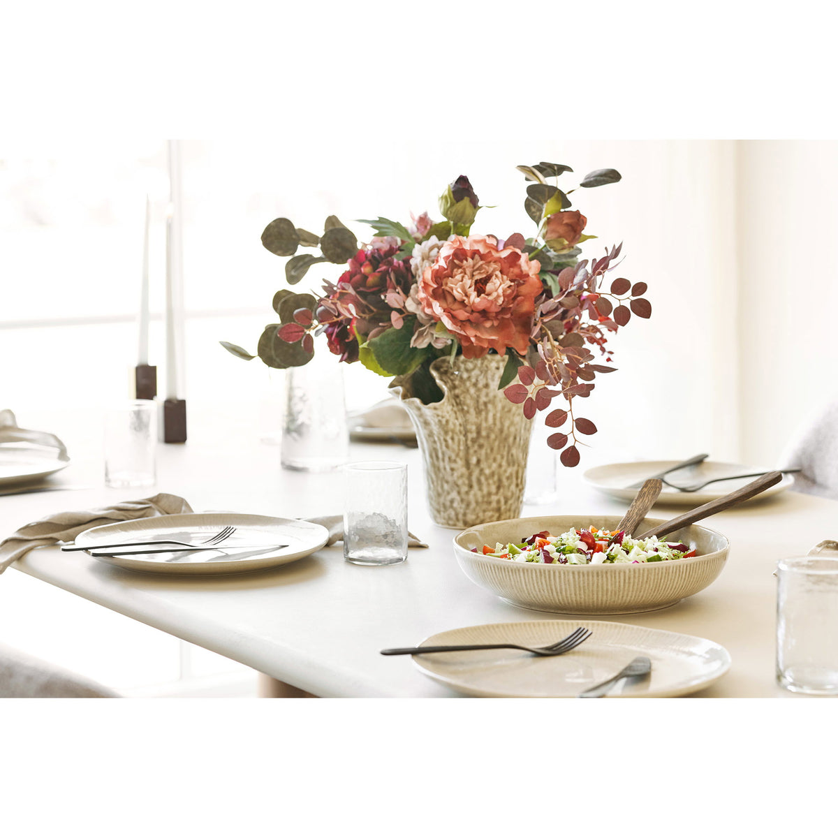 Viola Serveringsskål - Serveringsskål, Keramik, Beige Ø27X5,8 Cm ⎮ 5713917044405 ⎮ 4710105 