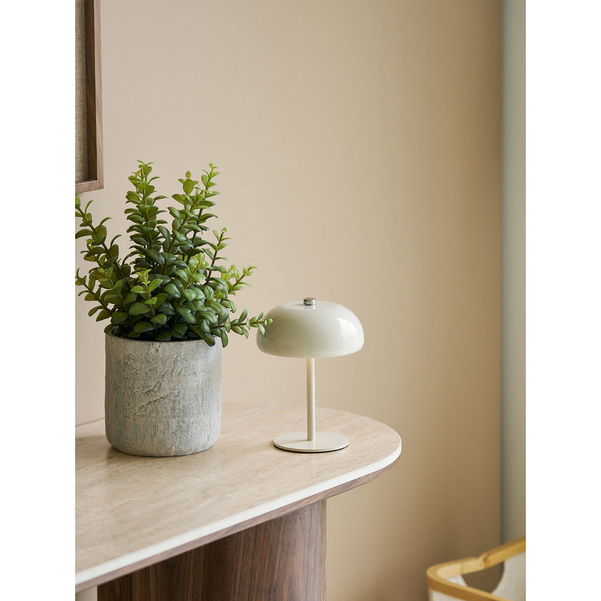 Margate Bordlampe - Bordlampe, Genopladelig, Metal, Beige Ø13 Cm ⎮ 5713917046850 ⎮ 6700006 