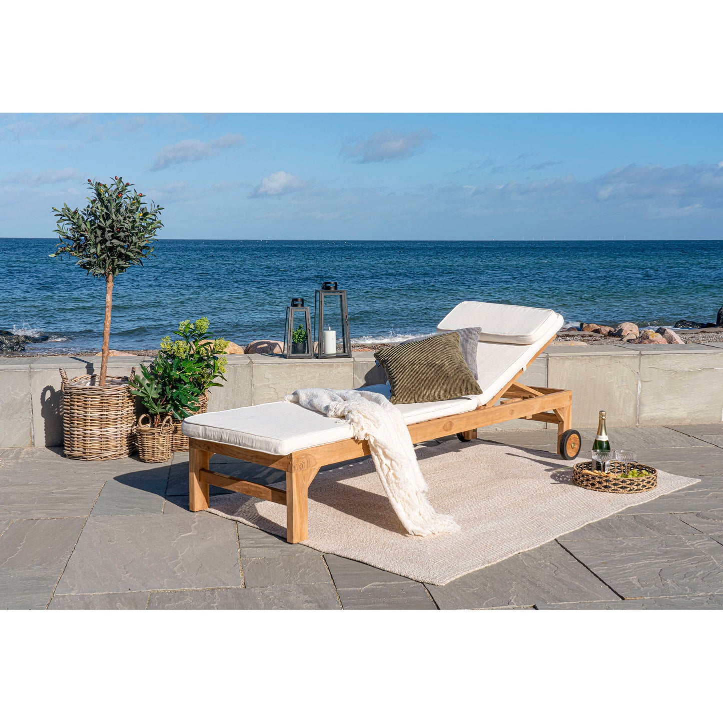 Andorra Solvogn Med Solvognshynde - Solvogn Med Solvognshynde, Teak/Bomuld, Natur/Hvid ⎮ 5713917043163 ⎮ 7301025-S 